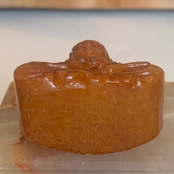 Chinese Jade Stone Carved Shakyamuni Sakyamuni Buddha Statue Figurine Carving - Picture 10 of 16